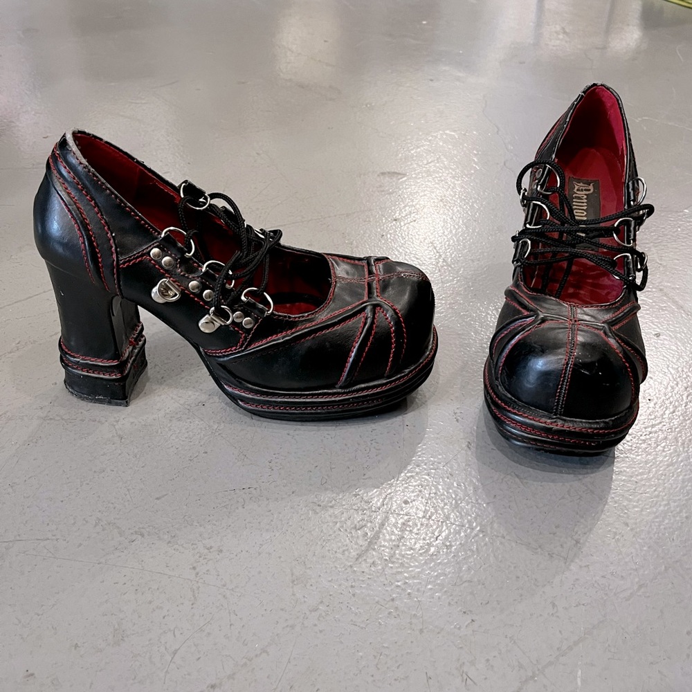 Demonia Vampire 03 platform shoes